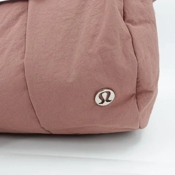 Lululemon On My Level Duffle Bag 16L Spiced Chai Pink OS